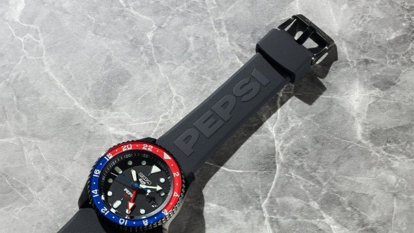 Seiko SSK047K1 Seiko 5 Sports SKX Series x Pepsi® Limited Edition