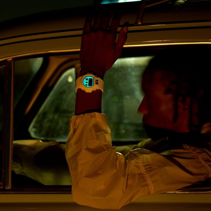 CASIO DW-6900HDS-7ER G-Shock Hidden Glow Series