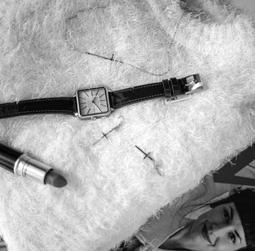 MINET Pozlátený strieborný náhrdelník KRÍŽ ležatý