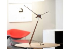 Dizajnové stolné hodiny Nomon Puntero Walnut N 94cm