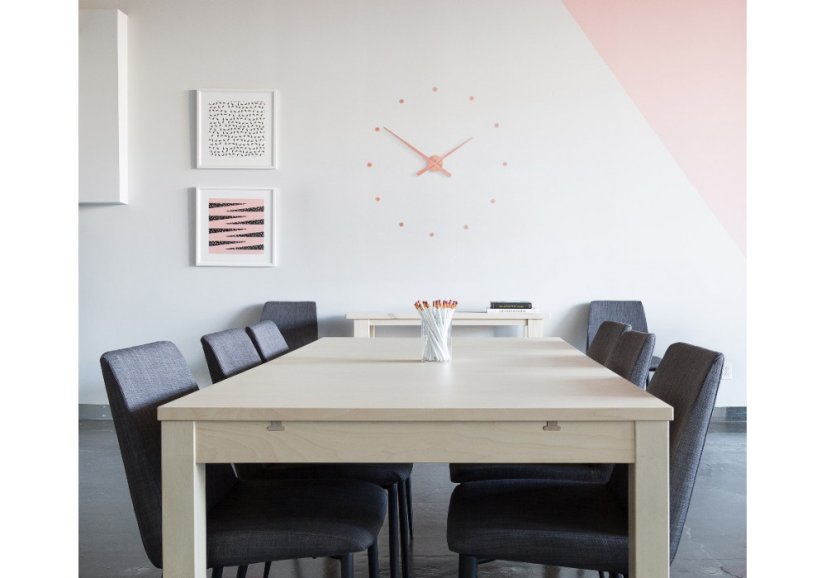 Designové nástěnné hodiny NOMON OJ růžové 50cm