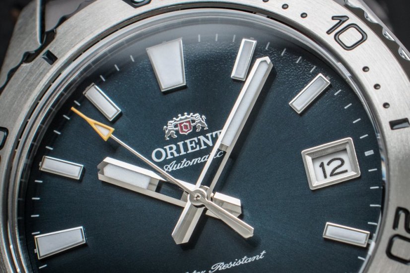 Orient Sports Mako 40 Automatic RA-AC0Q02L30B
