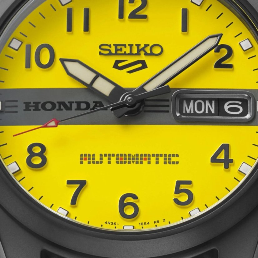 Seiko 5 Sports Field Style x Honda MOTOCOMPO Limited Edition HDB010K1
