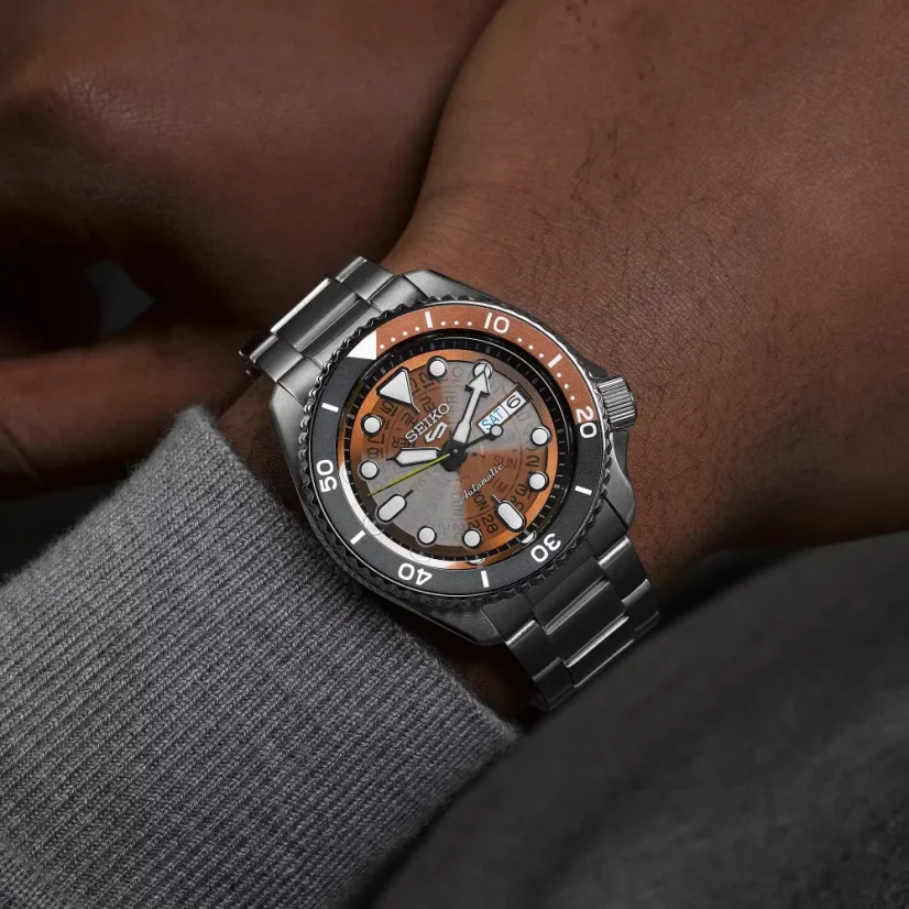 Seiko SRPJ47K1 Seiko 5 Sports SKX ‘Skeleton Style’