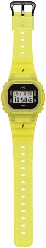 CASIO DWE-5600JB-1A9ER Carbon Core Guard J. Balvin Collaboration