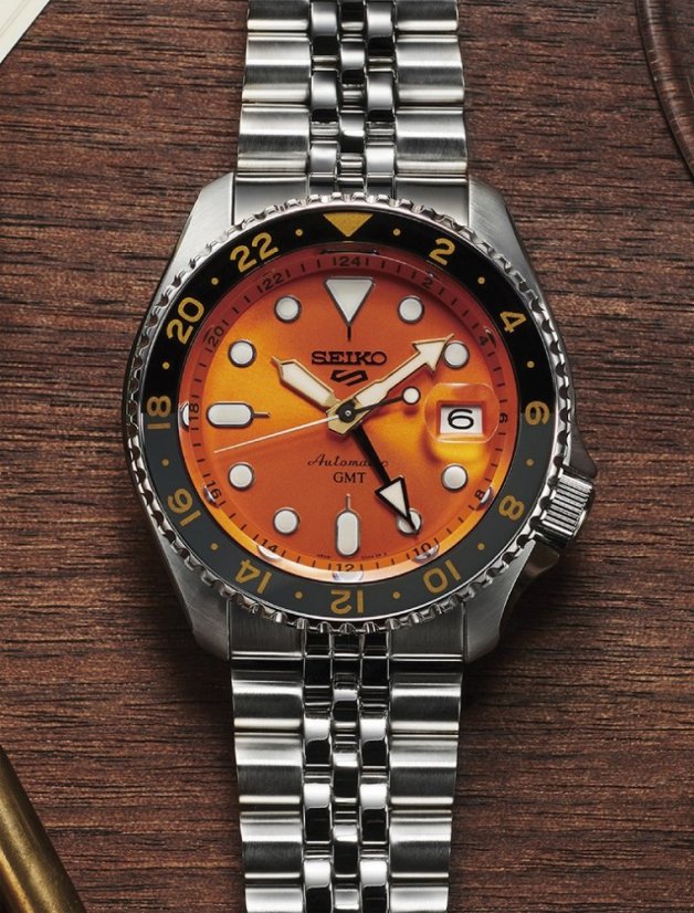Seiko SSK005K1 Seiko 5 Sports ‘Mikan Orange’ GMT SKX Re-Interpretation