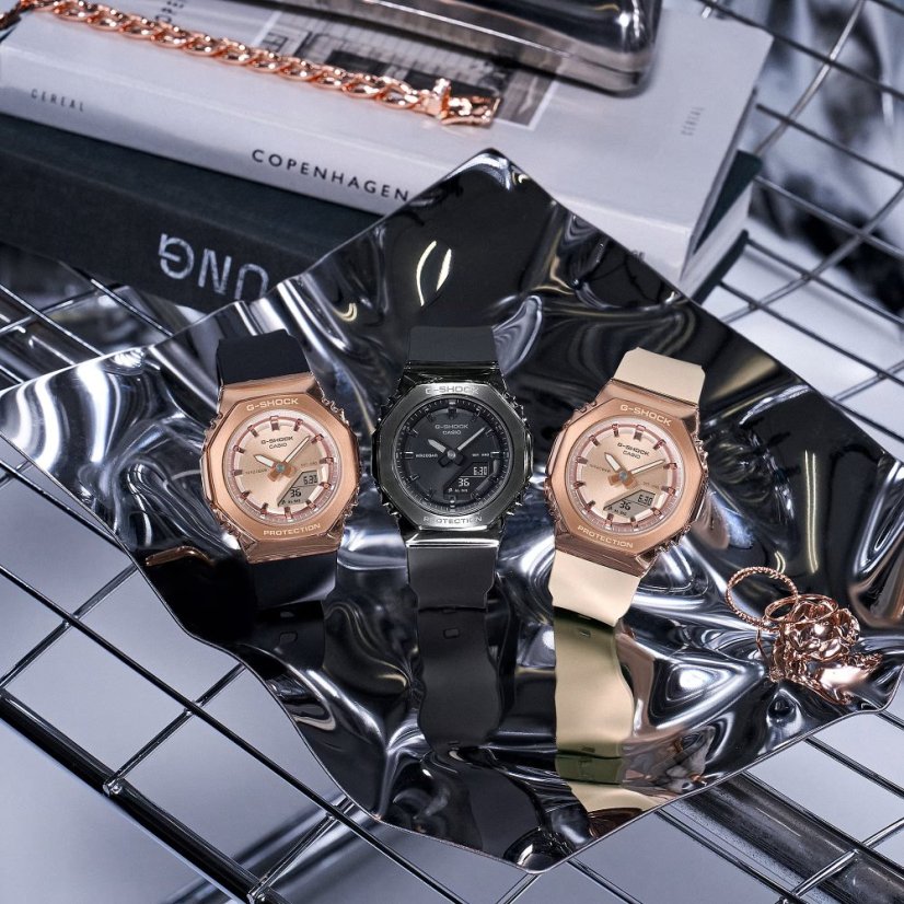 CASIO GM-S2110B-8AER G-Shock