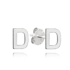 MINET Strieborné náušnice písmeno "D"