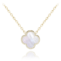 MINET Pozlacený stříbrný náhrdelník čtyřlístek s bílou perletí