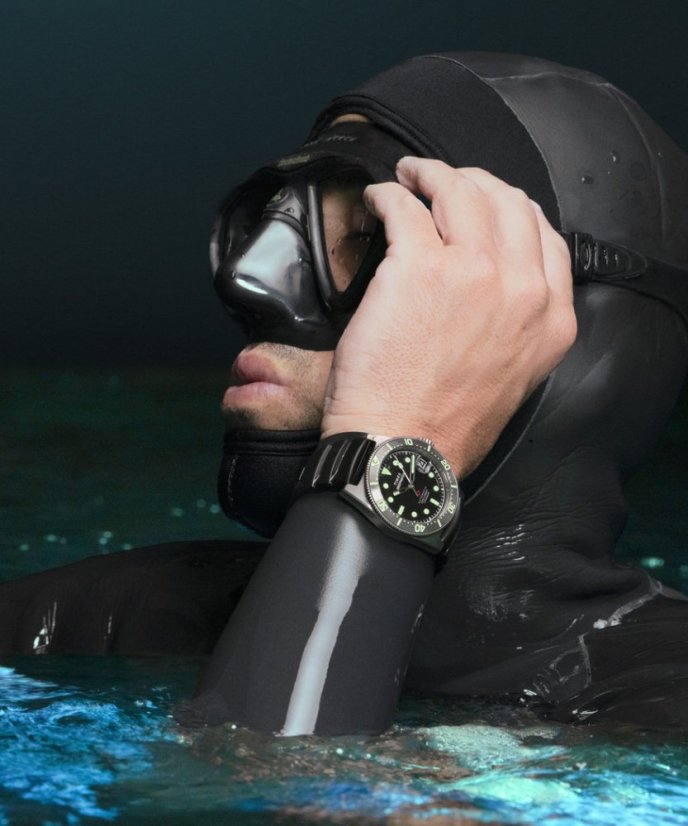 Timex Deepwater Reef Titanium Automatic TW2W73800UK