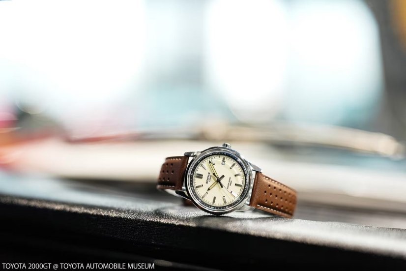 CASIO EFR-109L-7AER Edifice