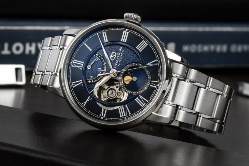 Orient Star Classic M45 F7 Moon Phase Open Heart Automatic RE-BT0006L00B (+ náhradný remienok)