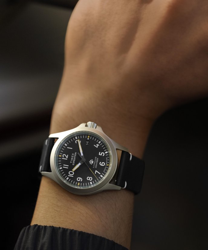 Timex Expedition Field Post Titanium TW2W78100UK