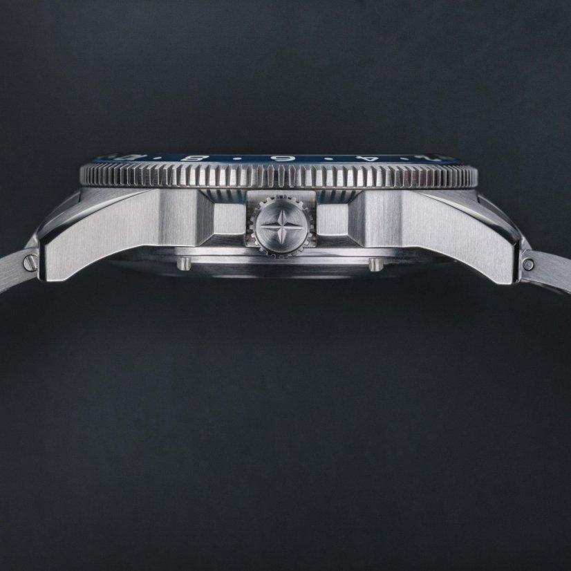 Davosa 161.542.40 Argonautic 41 GMT Automatic