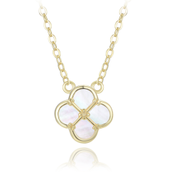 MINET Pozlátený strieborný náhrdelník štvorlístok s bielou perleťou