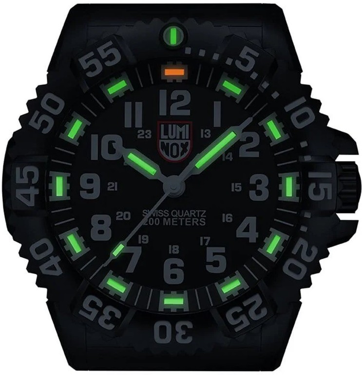 Nástěnné hodiny Luminox XL.BIG.40