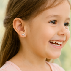 MINET Strieborné náušnice koňa