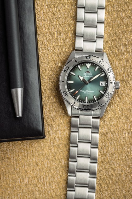 Orient Sports Mako 40 Automatic RA-AC0Q13E30B