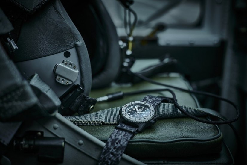Luminox Mil-Spec 3350 Series XL.3351.1.SET