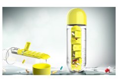 ASOBU multifunkční týdenní dávkovací láhev Pill Organizer žlutá 600ml