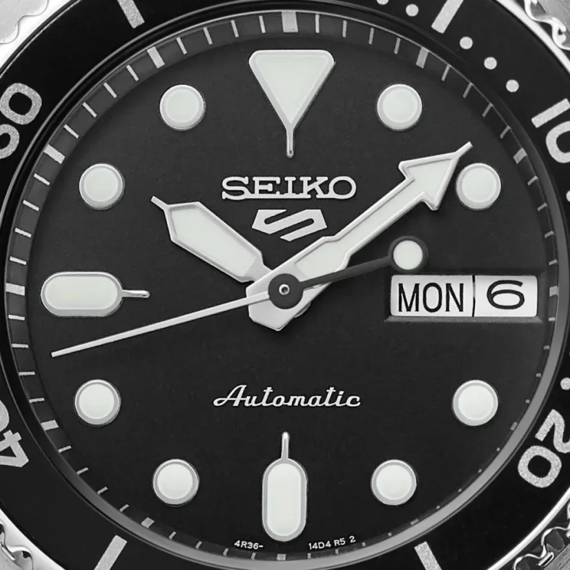 Seiko SRPK29K1 Seiko 5 Sports SKX ‘Midi’ Black