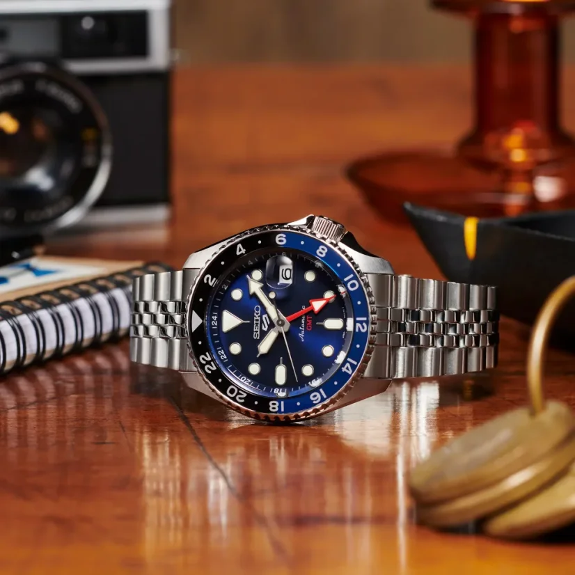 Seiko SSK003K1 Seiko 5 Sports ‘Blueberry’ GMT SKX Re-Interpretation