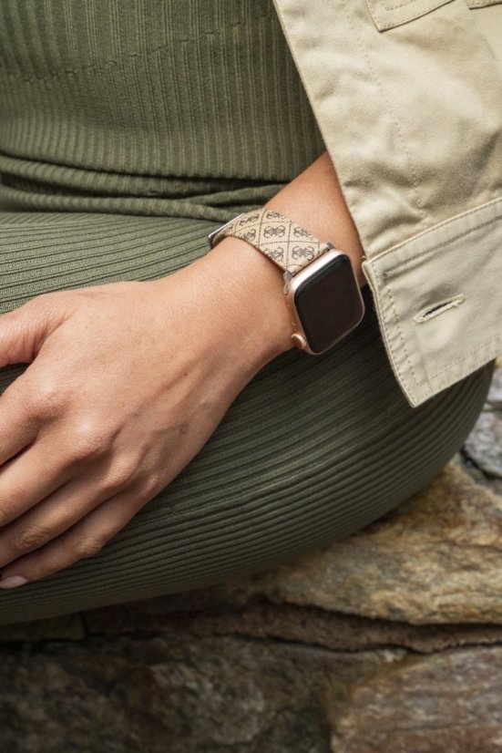 Guess Apple Watch řemínek CS2001S1