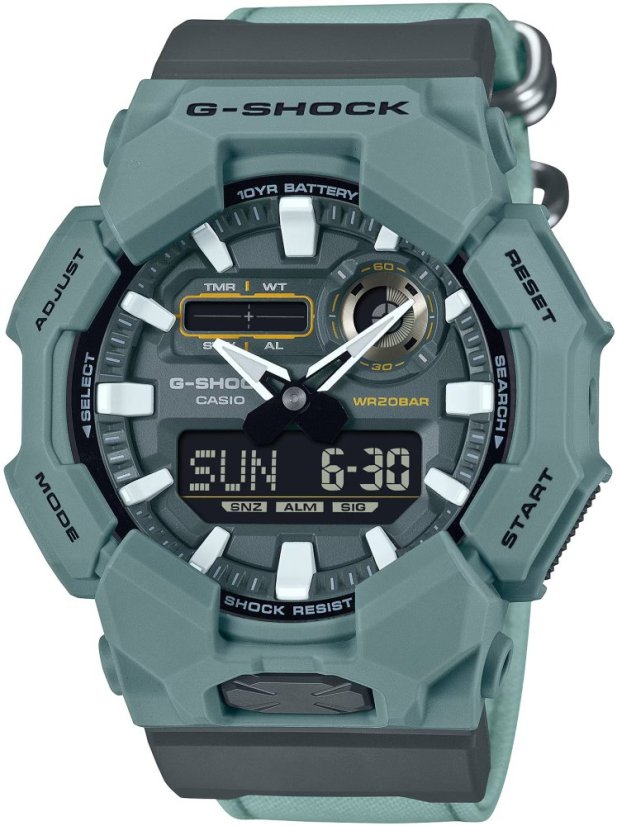 CASIO GA-010CE-2AER G-Shock Carbon Core Guard