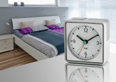 TFA 60.1013.54 - Elektronický analógový budík - strieborný