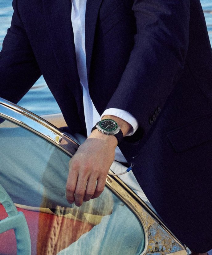 Timex Q Timex Continental Chronograph TW2Y56100UK