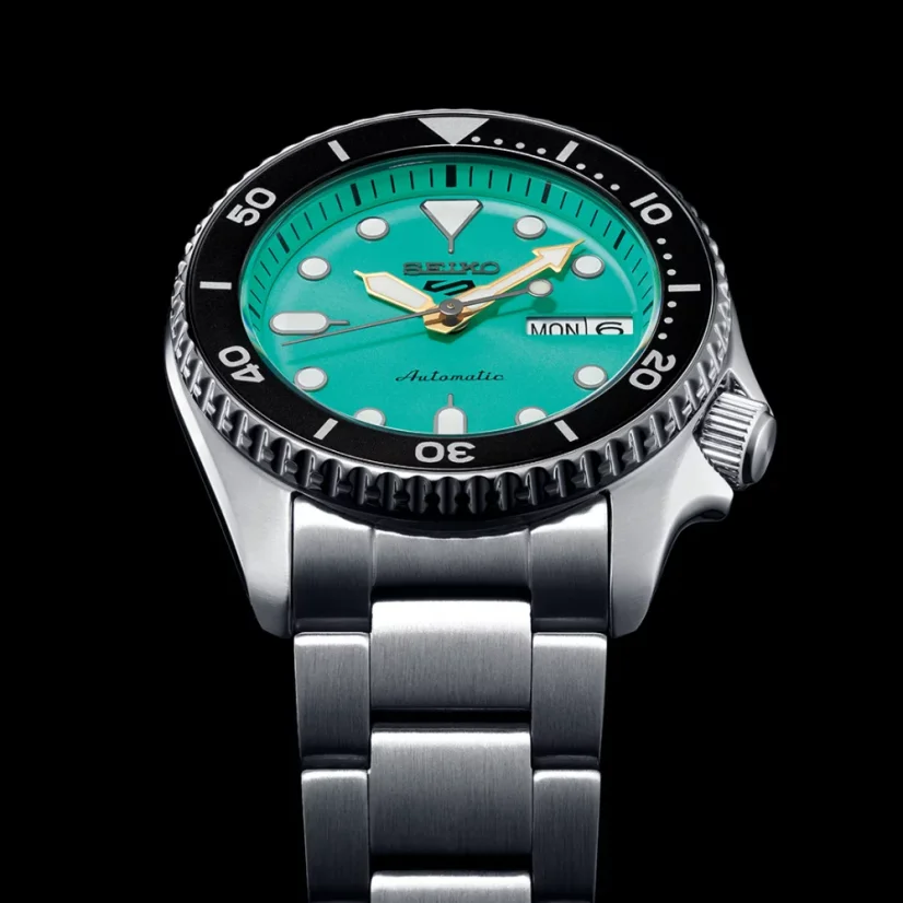 Seiko SRPK33K1 Seiko 5 Sports SKX ‘Midi’ Teal
