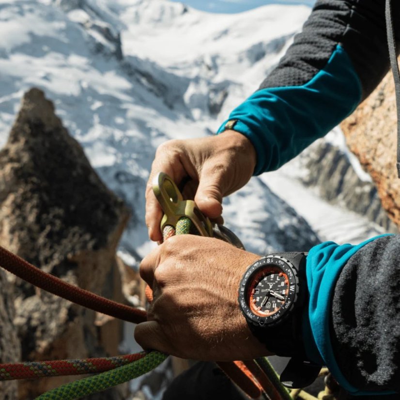 Luminox Bear Grylls Survival Land 3730 Series XB.3739