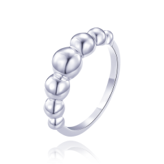 MINET Strieborný prsteň s guličkami veľ. 49