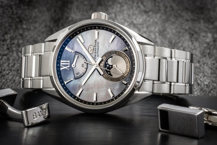 Orient Star Contemporary M34 F7 Moon Phase Automatic RE-AY0202A00B Limited Edition 200 pcs