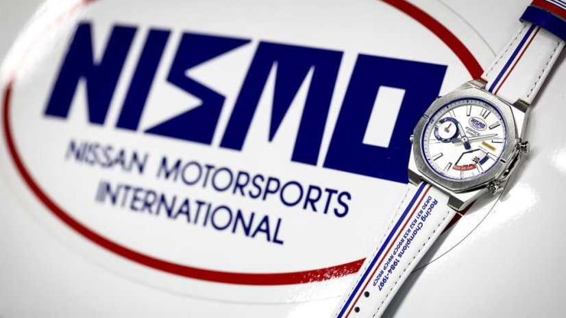 CASIO ECB-S10NIS-7AER Edifice Bluetooth NISMO Heritage Edition