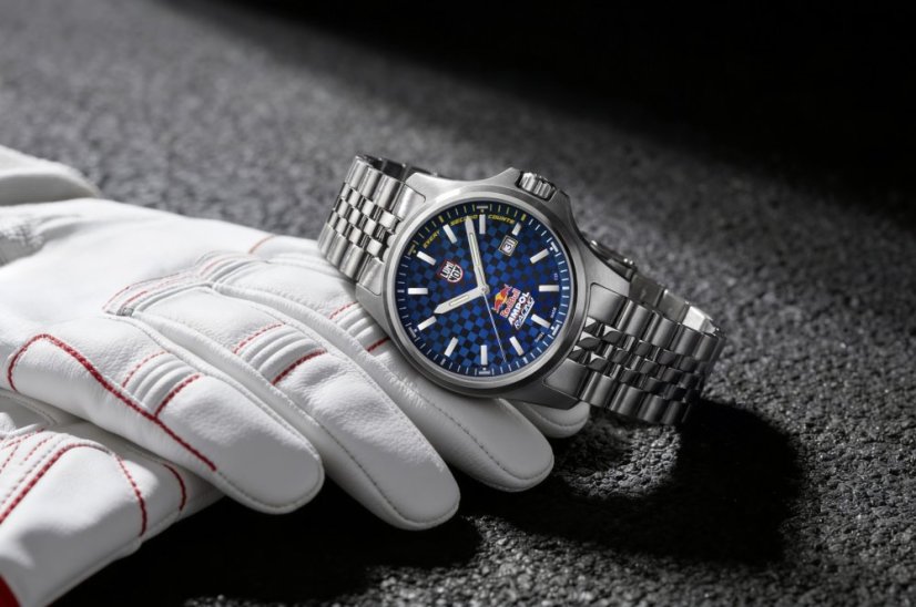 Luminox Sport Timer 2520 Series Red Bull AMPOL Racing Limited Edition XL.2523.ARB.N