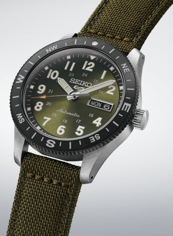 Seiko 5 Sports Field Style HDB008K1