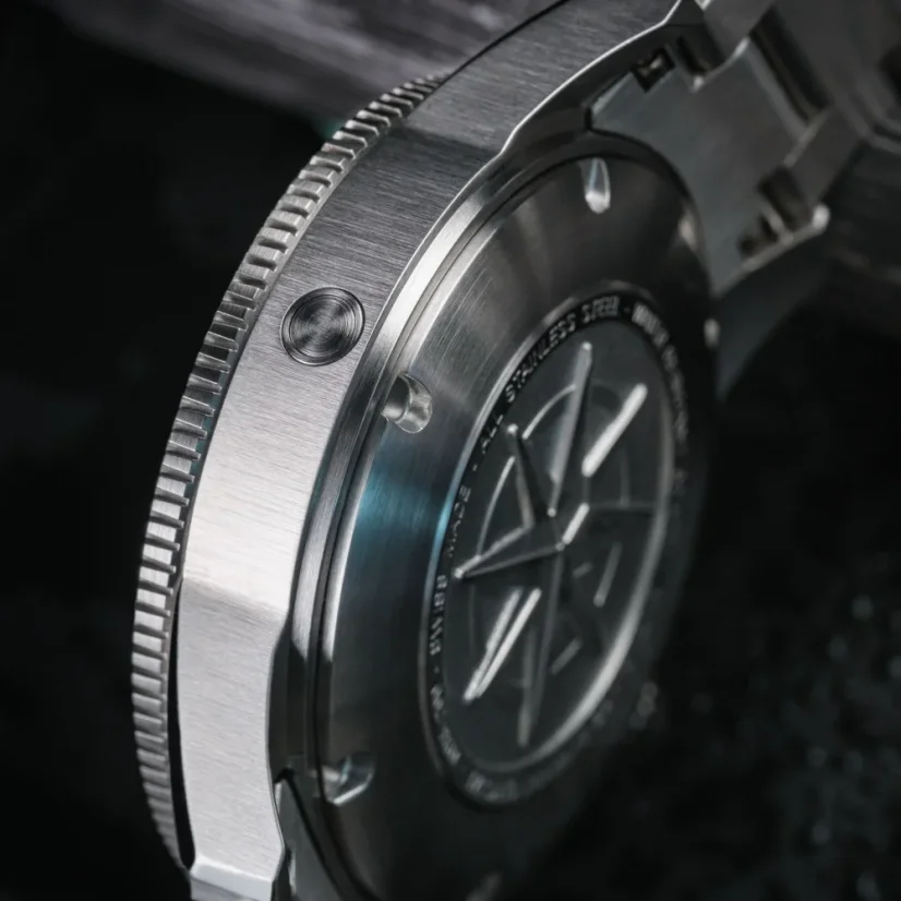 Davosa 161.541.50 Argonautic 41 Shark Diver Automatic