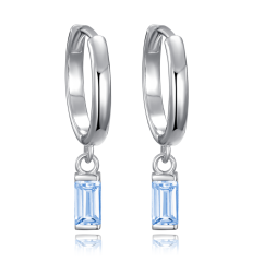 MINET Stříbrné náušnice kroužky s visícími modrými zirkony