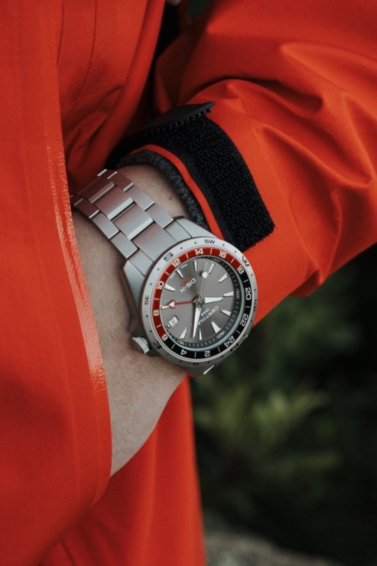 Certina DS-X GMT C047.452.11.081.01