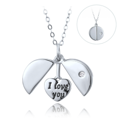 MINET Strieborný náhrdelník s otváracím príveskom a srdiečkom s nápisom "I love you"