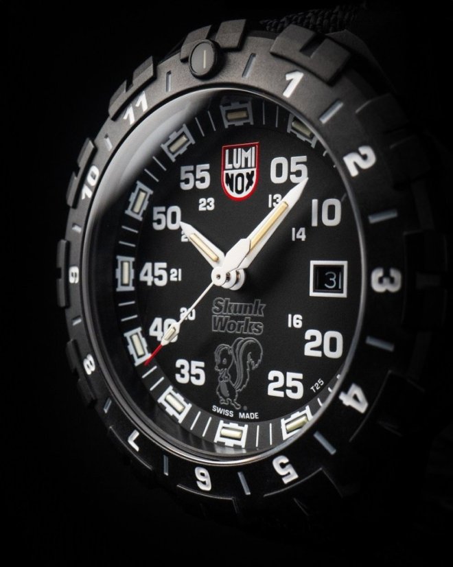 Luminox F117 X Skunk Works Heritage 6440 Series XA.6442.H.SET