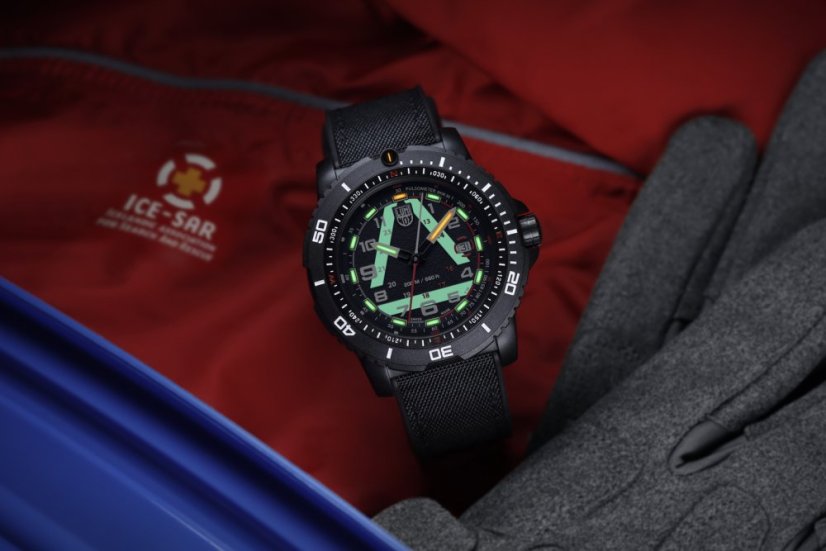 Luminox ICE-SAR 1080 Series XL.1081