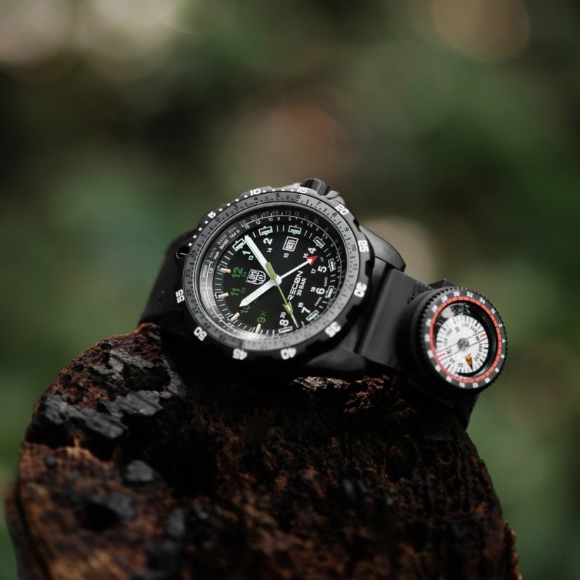 Luminox Recon Point Man 8830 Series XL.8837.2
