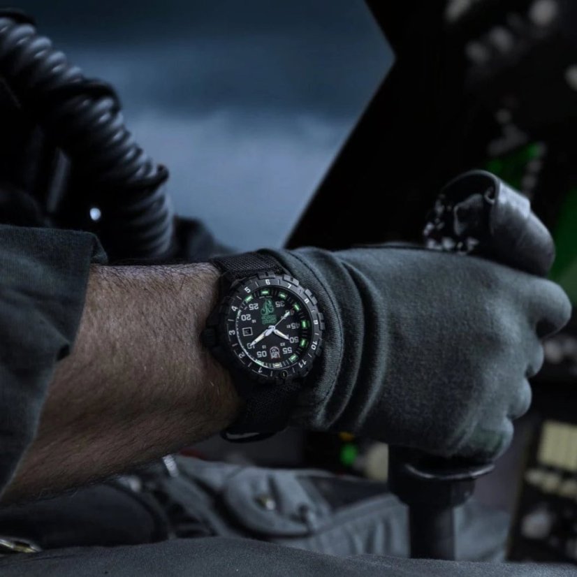 Luminox F-117 Nighthawk™ X Skunkworks® Heritage XA.6442.H