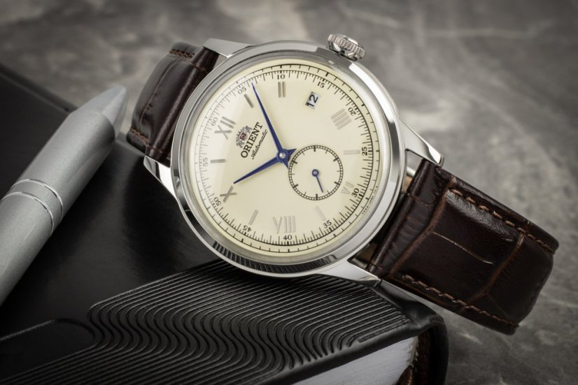 Orient Classic Bambino 2nd Generation Version 10 38 Small Seconds Automatic RA-AP0105Y30B