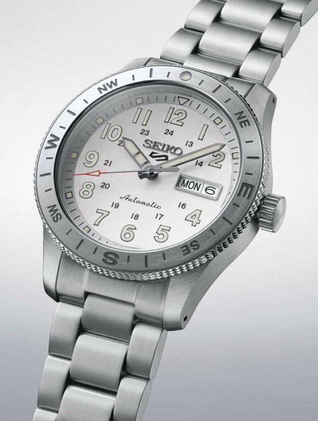 Seiko 5 Sports Field Style HDB007K1