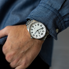Ocelové pánské hodinky LAVVU BERGEN White se svítícím číselníkem  LWM0140