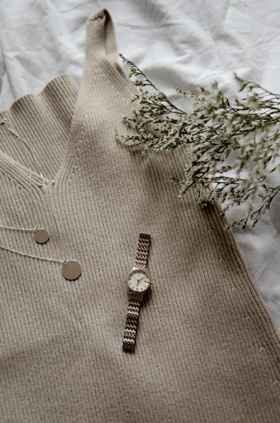 Náramkové hodinky JVD JG1015.4