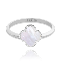 MINET Strieborný prsteň štvorlístok s bielou perleťou veľ. 52